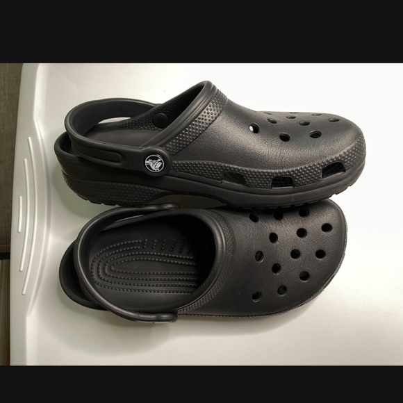 Crocs - Picture 3 of 3
